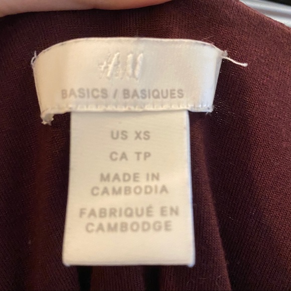 H&M Basic Swing A-line Dress in Burgundy - Picture 2 of 3